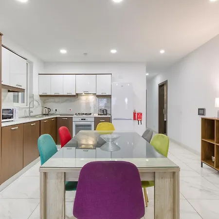 Beautiful 3br With Private Terrace & Views By 360 Estates St. Paul's Bay