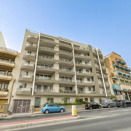Beautiful 3br With Private Terrace & Views By 360 Estates
